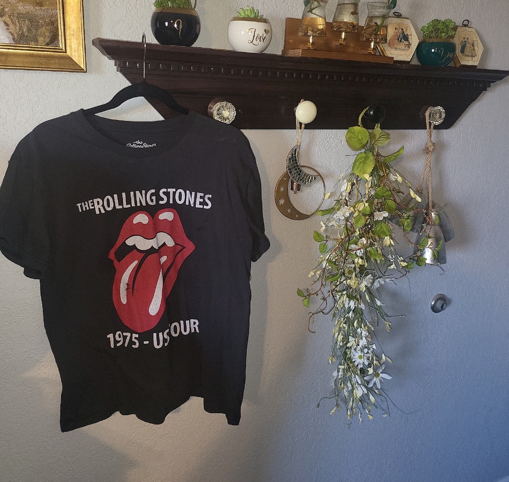 The Rolling Stones Black Graphic T-Shirt - Picture 1 of 3